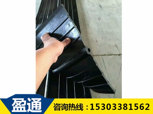 日照652型中埋橡膠止水帶